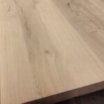 foto Plattform Eiche massiv - Dicke 40 mm - durchgehende Lamellen - BC
